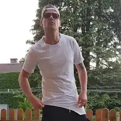 JPEG_20190819_210841_7635441227786301752